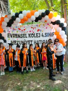 Evrensel Kolej